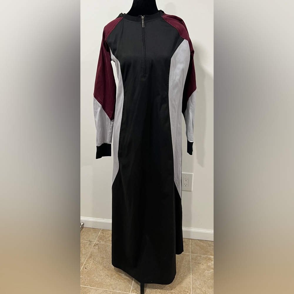 Pre-loved🖤🩶Colorblock Hooded Long Dress